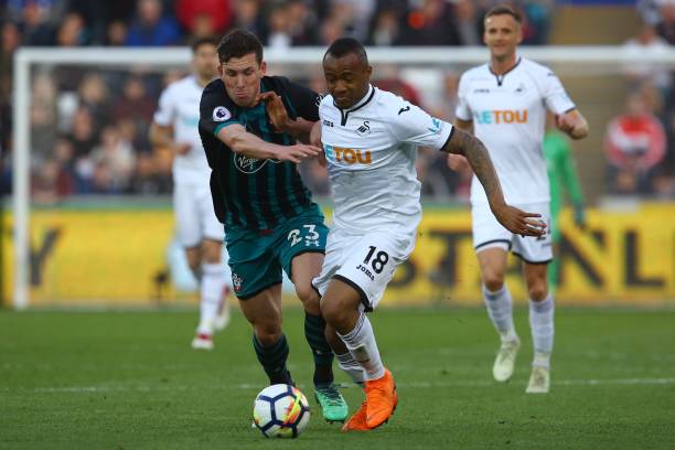 国队以微弱 国队以微弱